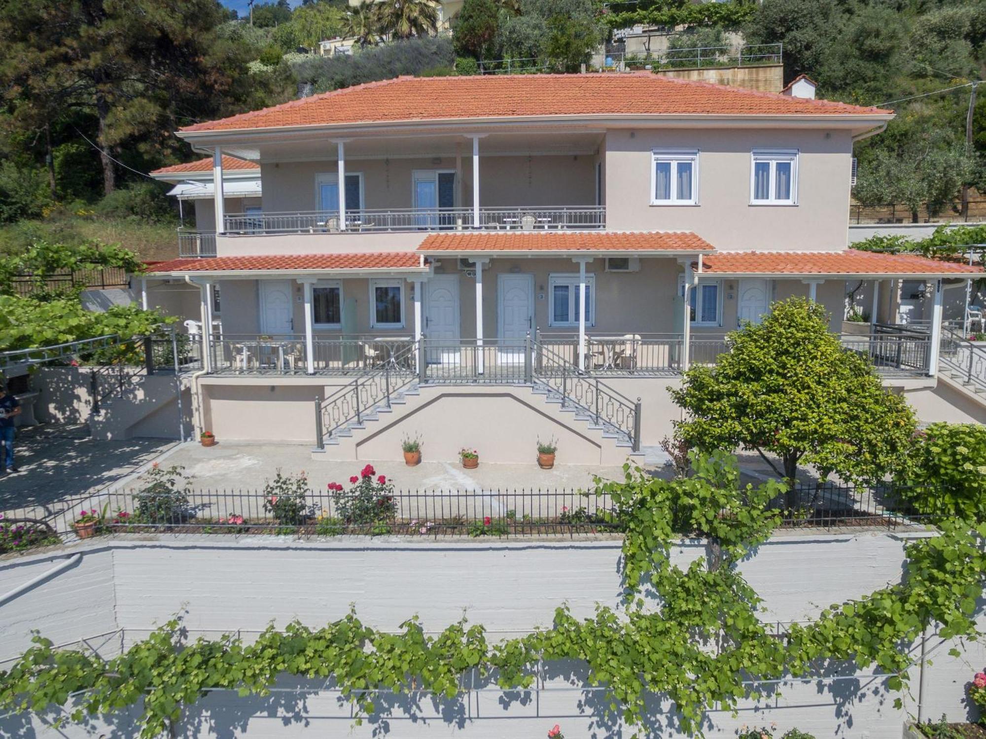 Villa Roula Koinyra Exteriör bild